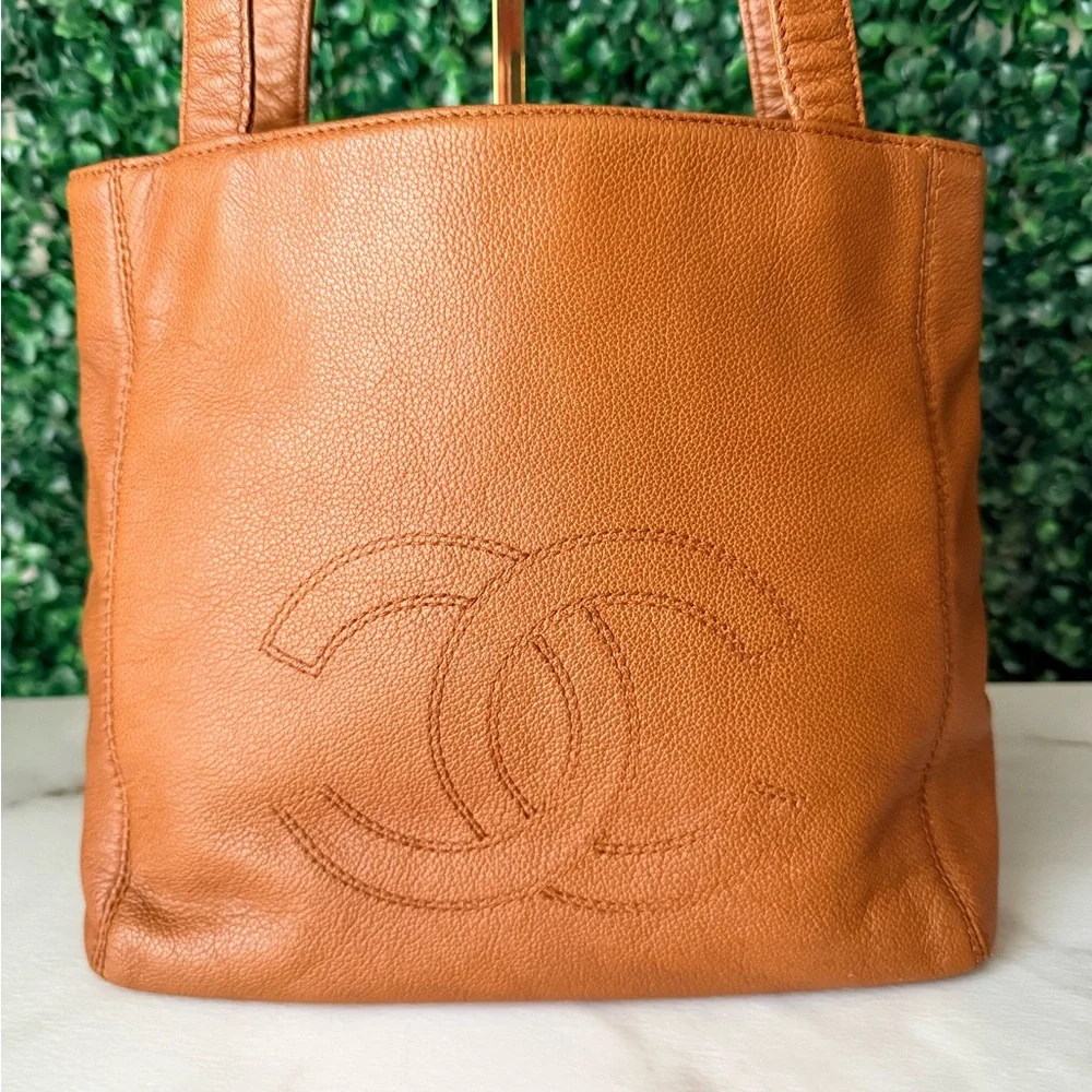 Chanel Caviar Brown Leather Small Tote Shoulder Bag with COA and Black Card